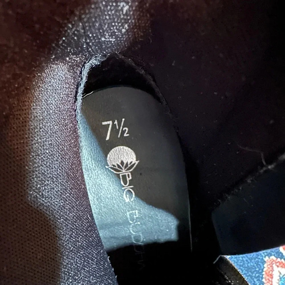 Women’s ankle combat boots NWOT - Picture 6 of 7